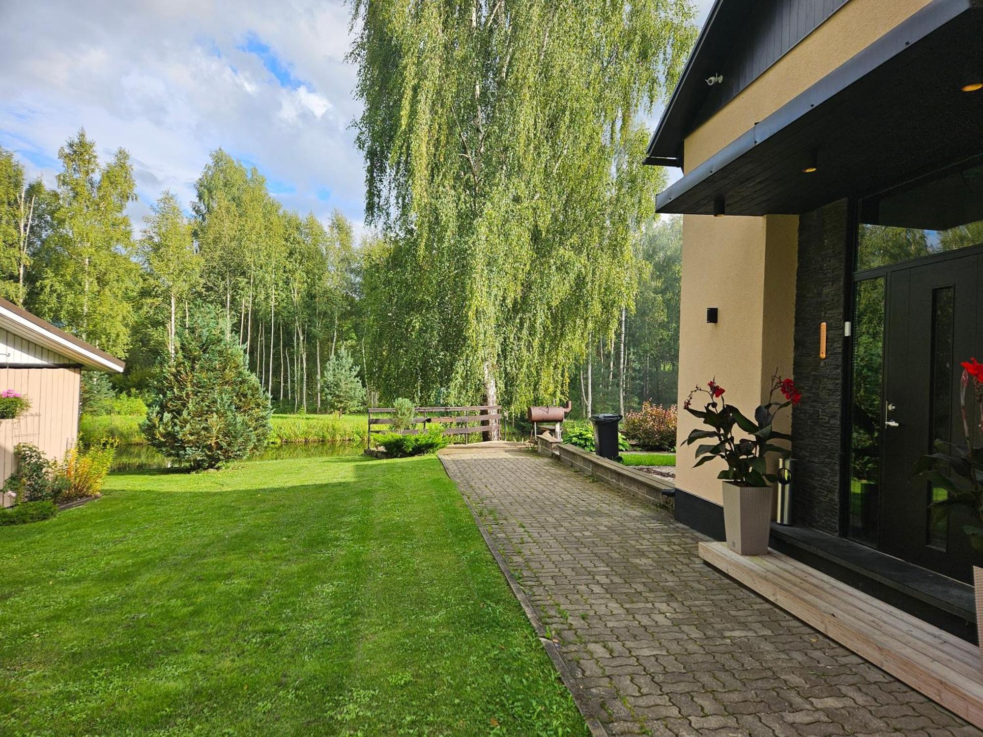 Purde Puhkemaja - Hot Tub L Sauna L Bbq Elva Zewnętrze zdjęcie